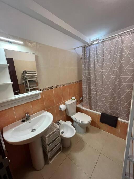 Piso Familiar 2 Dorm. Cocina Apartment Los Realejos Luaran gambar